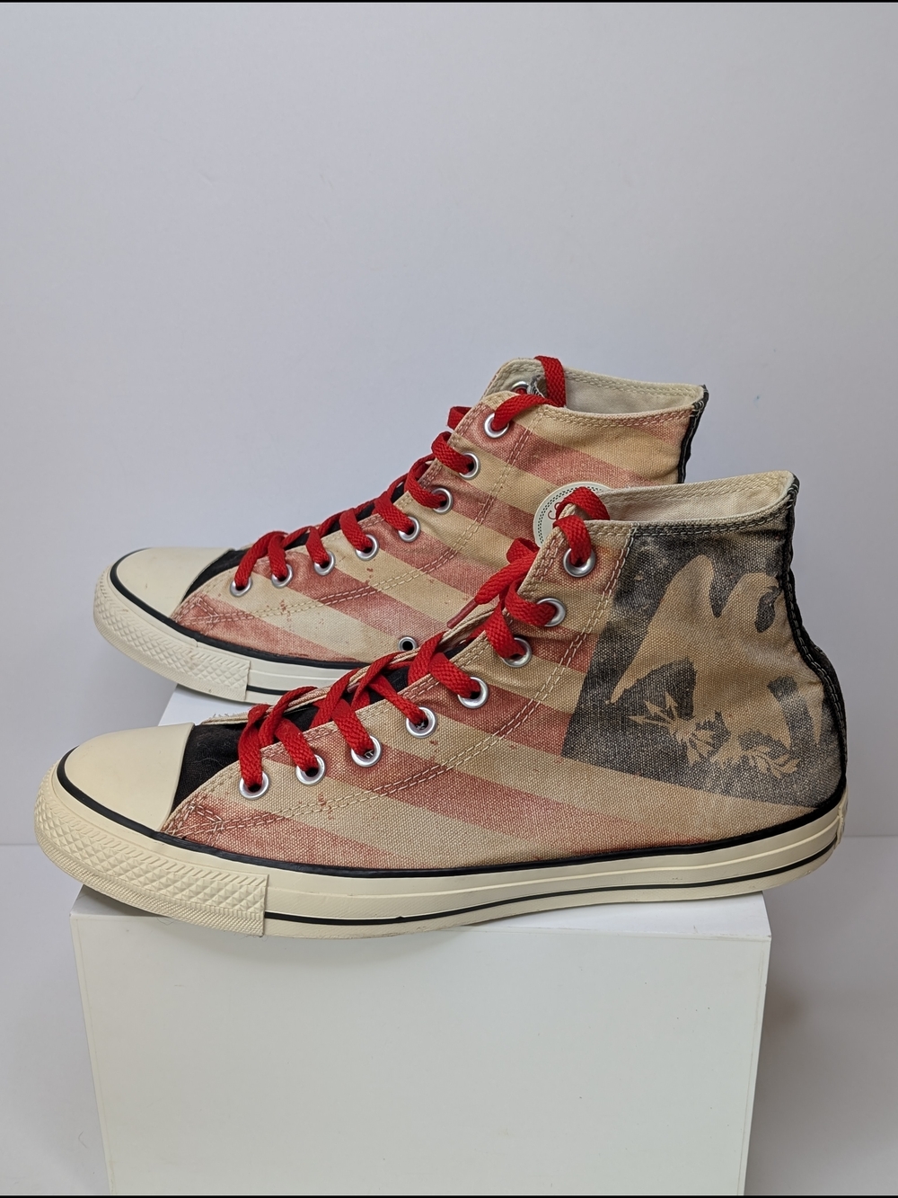 Converse Men's 10 Women's 12 American Flag Eagle All-Star Hi Sneakers 144677F - Picture 2 of 7